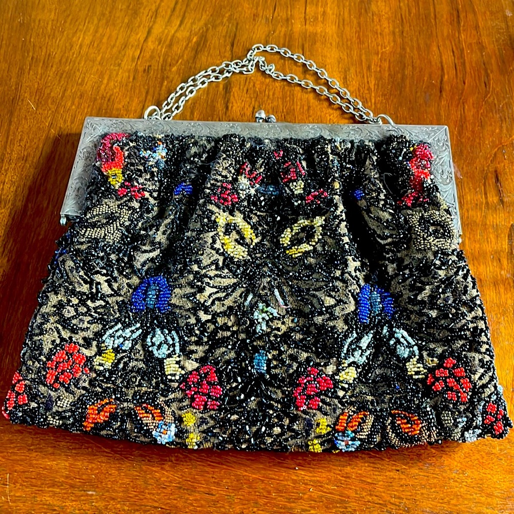 VINTAGE BEADED HANDBAG
